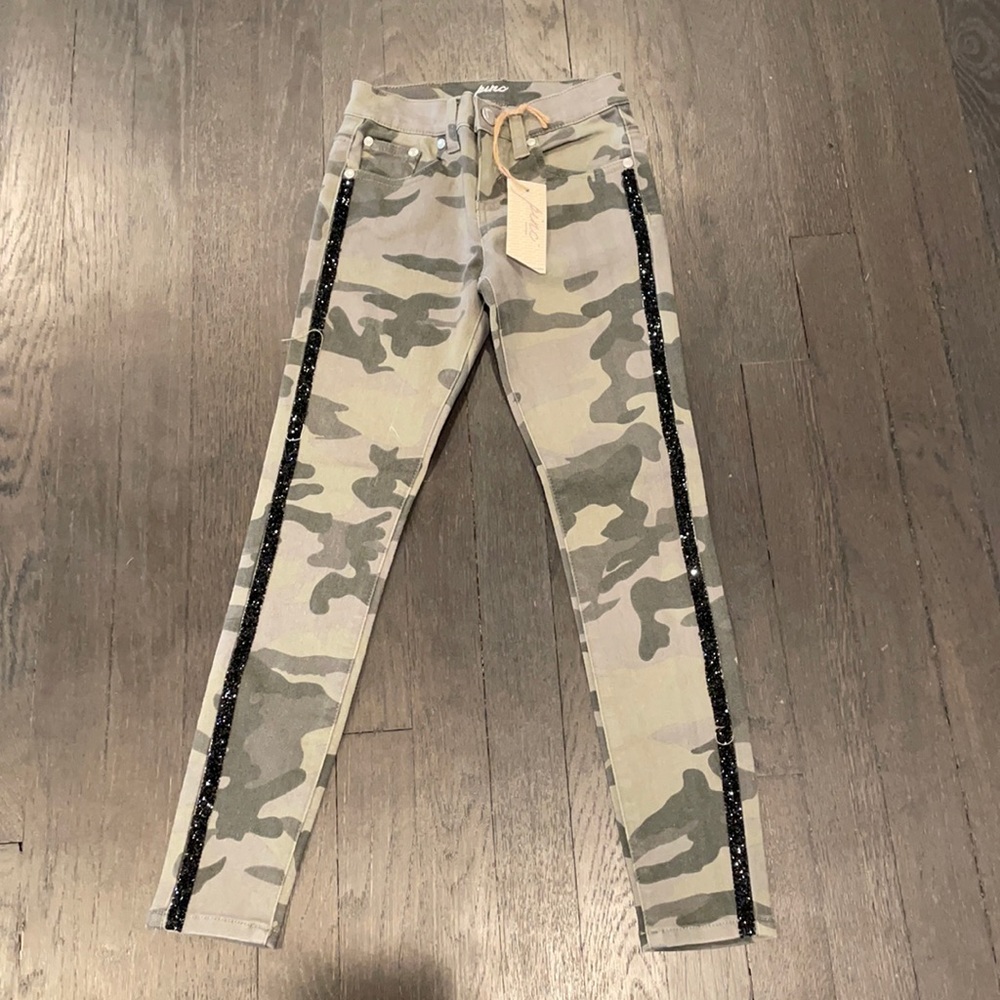 Girls camp jeans with glitter stripe